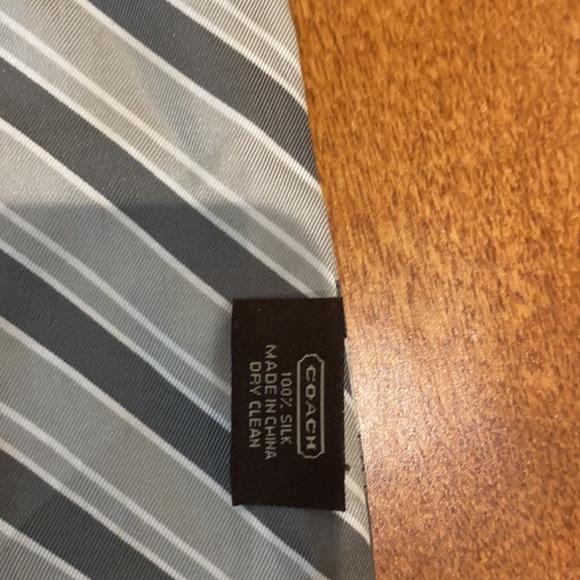 Set of 3 Coach 100% Silk Skinny Scarves - Picture 4 of 6